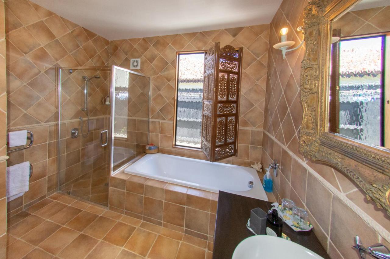 Tuscan Retreat Bed & Breakfast - Adults Only Panzió Papamoa Kültér fotó