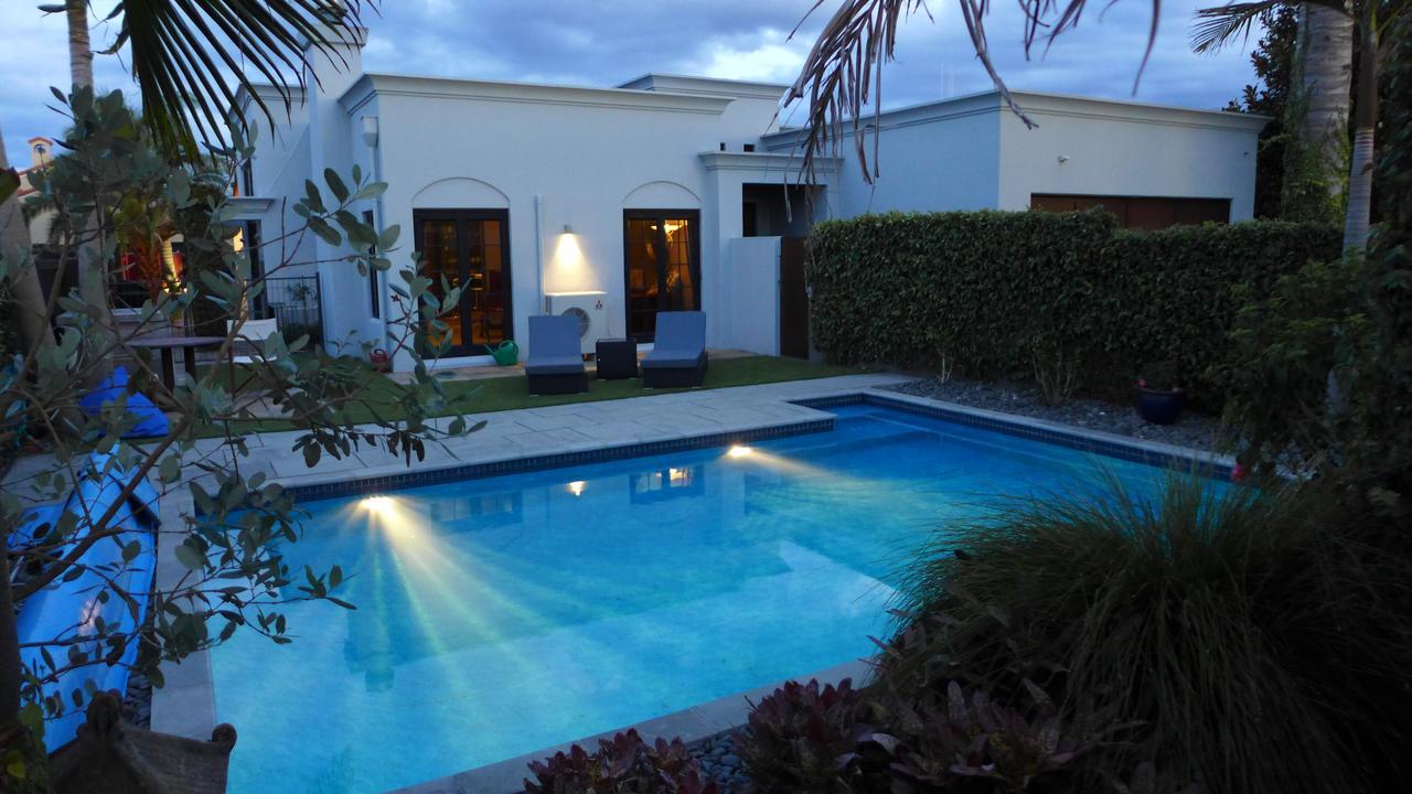 Tuscan Retreat Bed & Breakfast - Adults Only Panzió Papamoa Kültér fotó